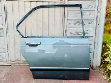 BMW e23 7-serie | portier deur rechts achter | 41521914282 beschikbaar voor biedingen