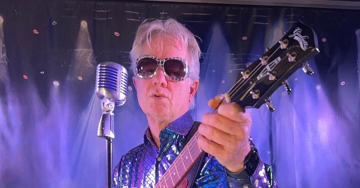 DJ, Zanger, Gitaar, Trompet - Mr Brooks, Diensten en Vakmensen, Muzikanten, Artiesten en Dj's, Band, Dj, Orkest, Solo-artiest