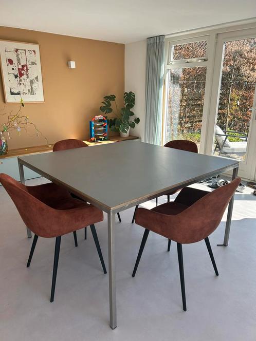 Prachtige vierkante eettafel design rvs, Huis en Inrichting, Tafels | Eettafels, Gebruikt, 100 tot 150 cm, 100 tot 150 cm, Vijf personen of meer