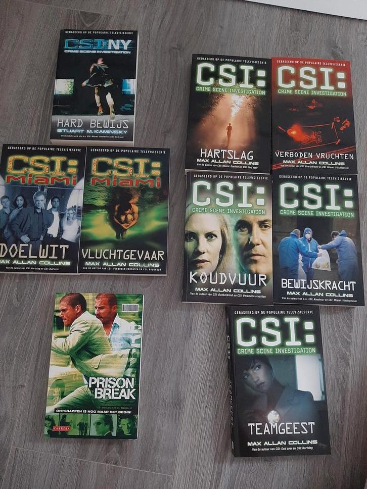 9 boeken van CSI, Boeken, Detectives, Nieuw, Tv-bewerking, Ophalen of Verzenden