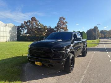 Dodge Ram 1500 5.7 V8 4x4 Crew Cab Limited beschikbaar voor biedingen