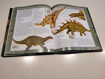 Boek: dinosaurussen beschikbaar voor biedingen