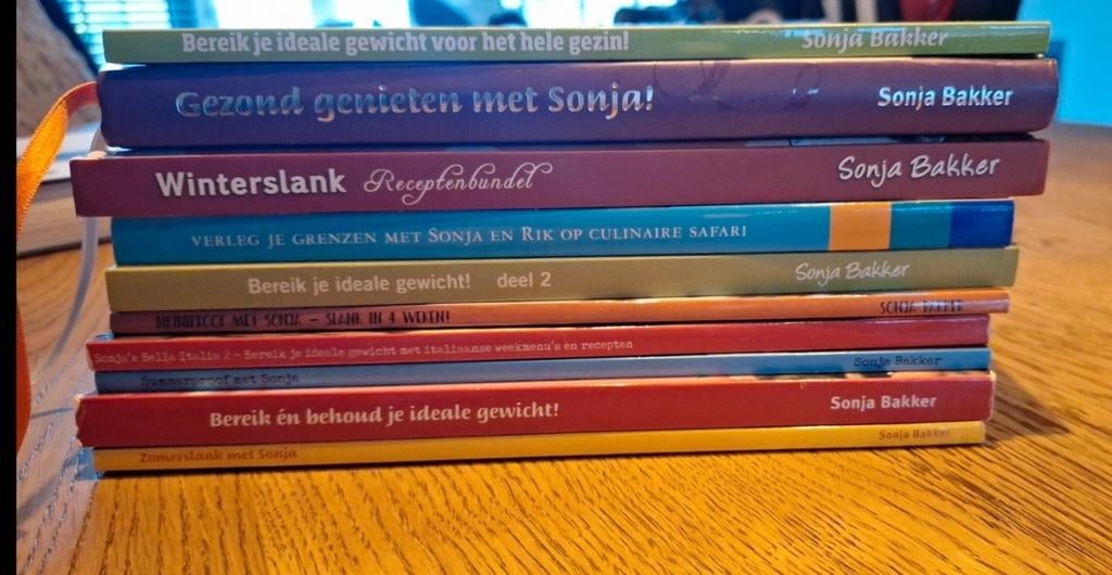 10 Sonja Bakker boeken - Diverse titels, Boeken, Ophalen of Verzenden, Gelezen, Sonja Bakker