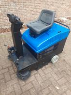 Veegmachine aangeboden., Tuin en Terras, Veegmachines, Ophalen, Zo goed als nieuw