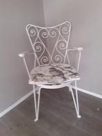 Metalen stoel met kussen, Huis en Inrichting, Stoelen, Ophalen, Wit, Eén