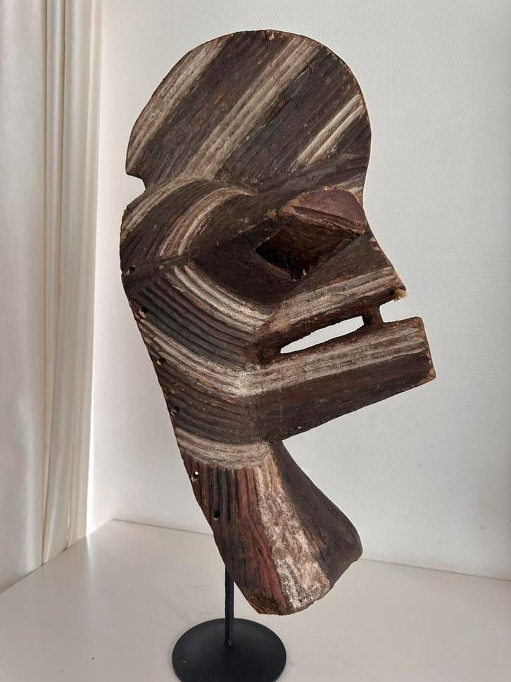 Groot mannelijk Songye Kifwebe masker privé Coll. Matadi, Antiek en Kunst, Kunst | Niet-Westerse kunst, Ophalen of Verzenden