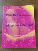 Clair Davies - Handboek triggerpoint-therapie, Ophalen of Verzenden, Zo goed als nieuw, Clair Davies