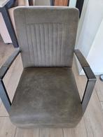 Heerlijke fauteuil in mosgroene kleur, Huis en Inrichting, Stoelen, Ophalen, Zo goed als nieuw