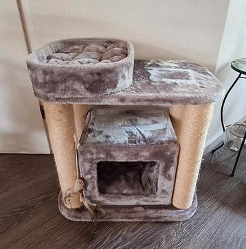 Kattenkrabpaal beschikbaar voor biedingen