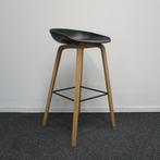 HAY About a Stool AAS32 Barkrukken | Zwart / Eiken | 75 cm, Huis en Inrichting, Barkrukken, -, -, 60 tot 90 cm, Ophalen of Verzenden