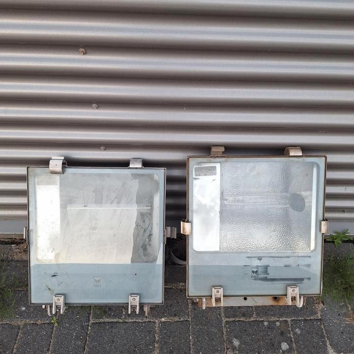 2x SBP LEO/A 400W | Bouwlamp / Buitenlamp / Schijnwerper, Doe-het-zelf en Verbouw, Bouwverlichting, Gebruikt, Lamp, 200 tot 500 watt