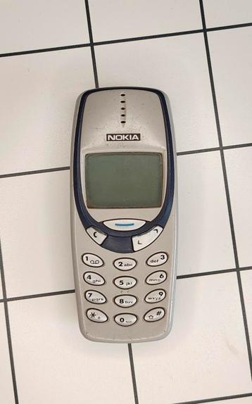 Te koop: Witte Nokia 3310 - werkt nog goed beschikbaar voor biedingen
