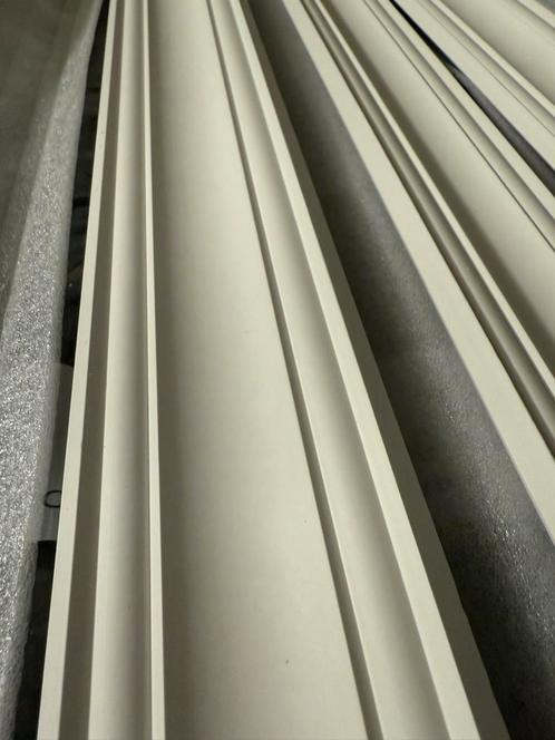Gips Kooflijst/Plafondlijst, Doe-het-zelf en Verbouw, Plinten en Afwerking, Nieuw, Lijsten, Overige materialen, 100 tot 150 cm