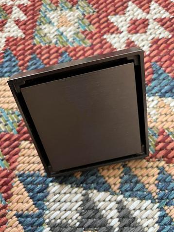 Lenga doucheput 10 x 10 cm antraciet beschikbaar voor biedingen