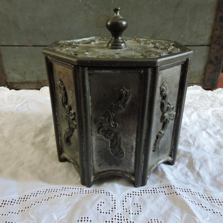 Antiek tinnen octagonale tabakspot  J.C. Mulder 1880, Antiek en Kunst, Antiek | Tin, Ophalen of Verzenden