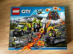 LEGO city Vulkaan Onderzoeksbasis - 60124, Ophalen of Verzenden, Zo goed als nieuw, Complete set, Lego