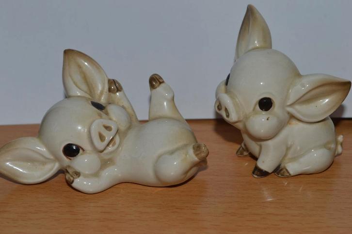 set van 2  vintage / jaren 70 grappige varkentjes 100% gaaf, Verzamelen, Beelden en Beeldjes, Zo goed als nieuw, Dier, Ophalen of Verzenden