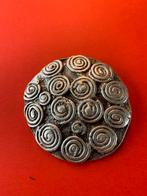 Zamak Broche met Spiraal Design - Nieuw, Overige materialen, 4 tot 7 cm, Nieuw, Ophalen of Verzenden