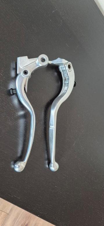Rem en koppelingshendel Yamaha MT09 2024 beschikbaar voor biedingen