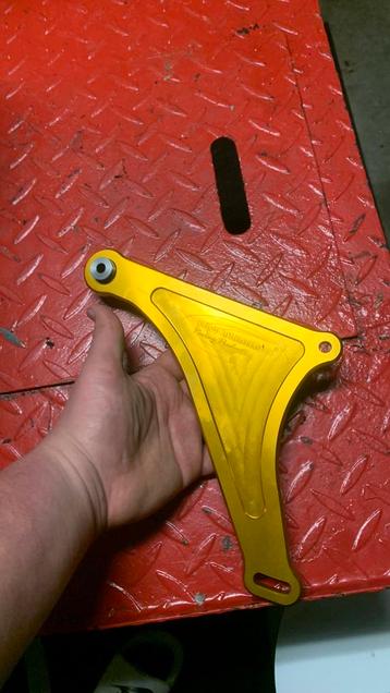 Pm tuning ophangbeugel beschikbaar voor biedingen