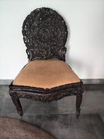 Antieke houten stoel met snijwerk, Ophalen of Verzenden