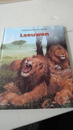 Leeuwen dieren encyclopedie boek, Boeken, Dieren en Huisdieren, Ophalen of Verzenden, Zo goed als nieuw