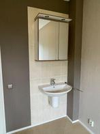 T.E.A.B. Heel nette spiegelkast en wastafel, Huis en Inrichting, Badkamer | Badkamermeubels, Ophalen, 50 tot 100 cm, Minder dan 25 cm