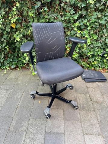 Hag h05 05 bureaustoel stoel buro beschikbaar voor biedingen