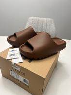 Adidas yeezy slide flax, Kleding | Heren, Schoenen, Slippers, Bruin, Nieuw, Ophalen of Verzenden