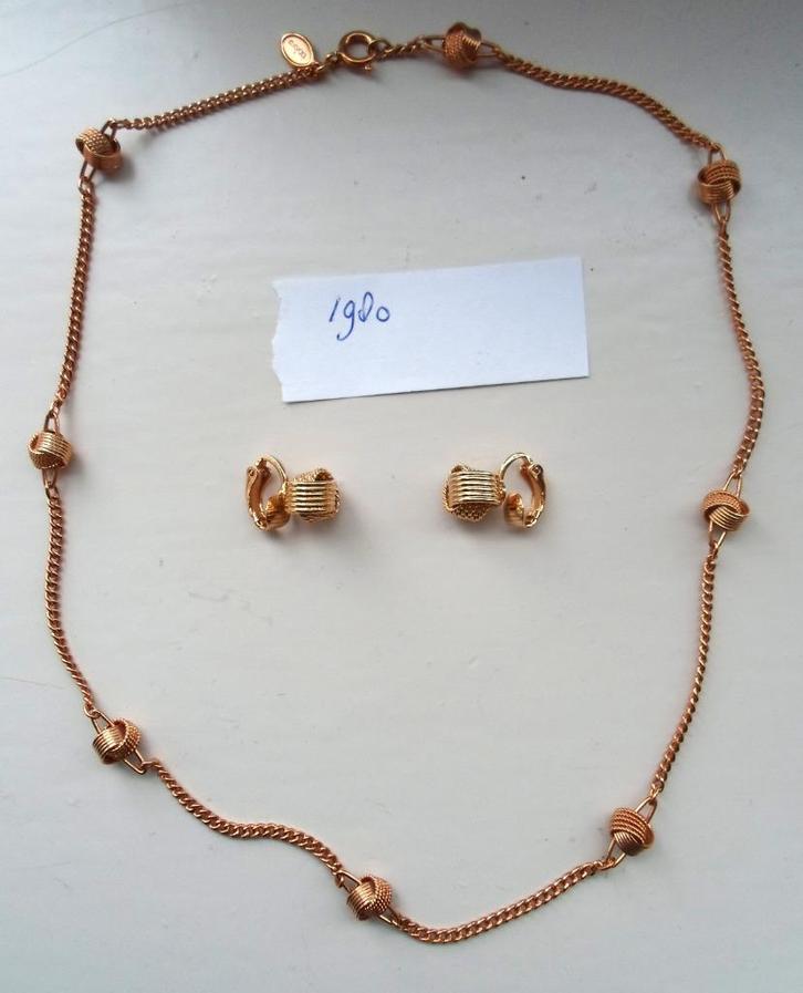 AVON Ketting met bijpassende oorbellen. Goldplated., Sieraden, Tassen en Uiterlijk, Kettingen, Nieuw, Overige materialen, Goud