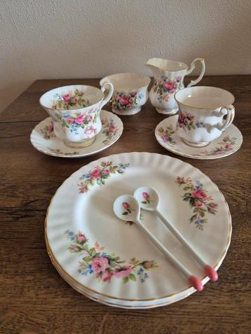 Royal Albert "Moss Rose" beschikbaar voor biedingen