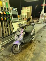 Piaggo zip 2018, Fietsen en Brommers, Scooters | Piaggio, Zip, Ophalen of Verzenden, Zo goed als nieuw, Benzine