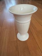 Wedgwood vaas, Ophalen, Overige kleuren, Aardewerk of Porselein, Zo goed als nieuw