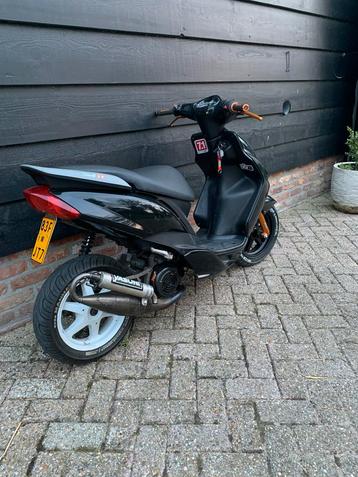 Yamaha Jog R 70cc - Opnieuw Opgebouwd beschikbaar voor biedingen