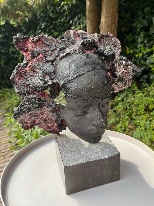 Een gesigneerd glasobject van Mari Meszaros., Antiek en Kunst, Kunst | Designobjecten, Ophalen