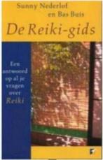 De Reiki-Gids (een antwoord op al je vragen over reiki), Boeken, Esoterie en Spiritualiteit, Ophalen of Verzenden, Zo goed als nieuw