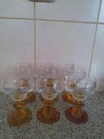 Wijnglazen met druivenranken, Antiek en Kunst, Antiek | Glas en Kristal, Ophalen of Verzenden