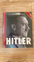 Hitler, een tiran in beeld PB, Ophalen of Verzenden, Tweede Wereldoorlog, Zo goed als nieuw