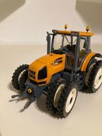Verbouwde Renault Ares 836 RZ (1:32), Hobby en Vrije tijd, Ophalen of Verzenden, Gebruikt