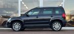 Skoda Yeti 1.2 TSI Tour Automaat Clima Navi Mooi!, Auto's, Skoda, Euro 5, Gebruikt, Zwart, 4 cilinders