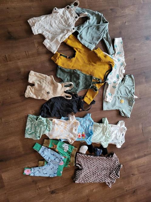 Babykleding pakket tuinbroek, 4ff, Rompers etc, Kinderen en Baby's, Babykleding | Baby-kledingpakketten, Zo goed als nieuw, Maat 50