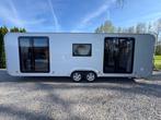 Adria 704 HP Astella Queensbed Loungebank openslaande panora, Bedrijf, Adria, 2000 kg en meer, Tot en met 4