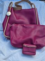 Giuliano Fuchsia Schoudertas met Etui, Sieraden, Tassen en Uiterlijk, Tassen | Damestassen, Ophalen of Verzenden, Nieuw, Paars