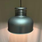 Grote industrieel design aluminium hanglamp Hala jaren 90, Huis en Inrichting, Lampen | Hanglampen, Hala Zeist, Gebruikt, Ophalen of Verzenden