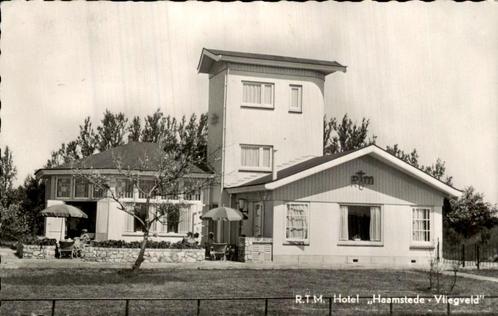 R.T.M. Hotel bij Haamstede Vliegveld, Verzamelen, Ansichtkaarten | Nederland, Gelopen, Zeeland, 1940 tot 1960, Ophalen of Verzenden
