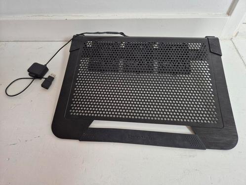 Cooler Master Notepal U3 Plus laptop koeler standaard, Computers en Software, Laptopstandaarden, Zo goed als nieuw, Ophalen of Verzenden