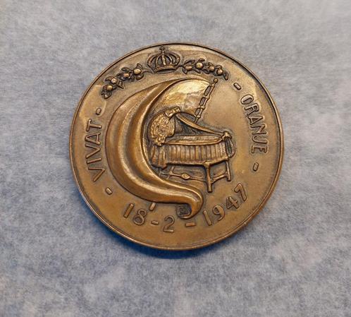 Historie  Geboorte penning 1947, Postzegels en Munten, Penningen en Medailles, Overige materialen, Nederland, Ophalen of Verzenden