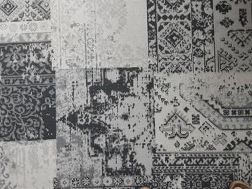 Vloerkleed 200x300  beschikbaar voor biedingen