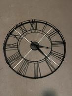Zwarte klok doorsnede 57 cm, Ophalen, Gebruikt, Analoog, Wandklok