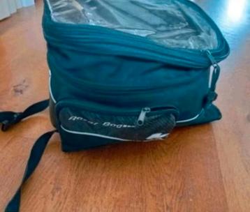 Kappa Uitzetbare Tanktas magneetpads en als rugtas zgan
Vast beschikbaar voor biedingen